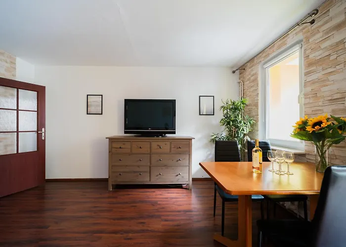 Big Apart- Old Town- Rydygiera Street- 10 People - Market Square *